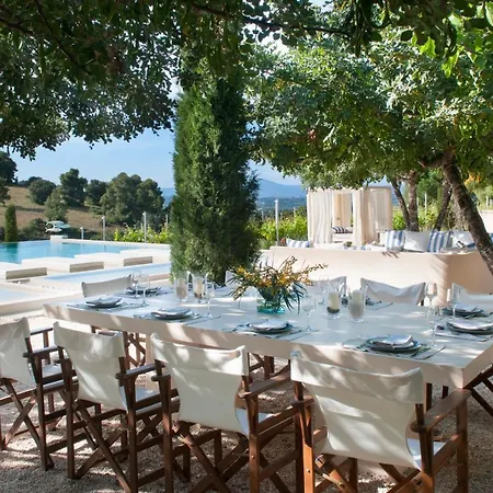 Vineyard Estate Willa Porto Heli